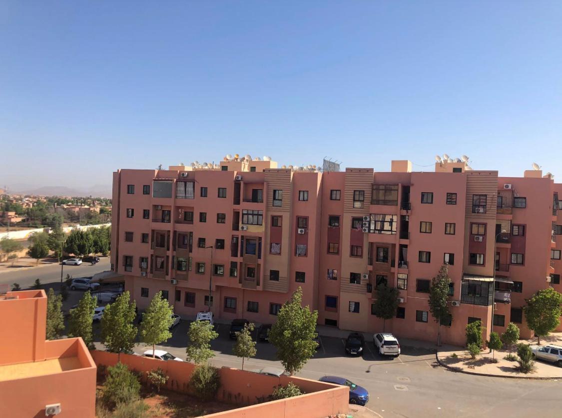Julie'S Private Apartment Marrakesh Bagian luar foto