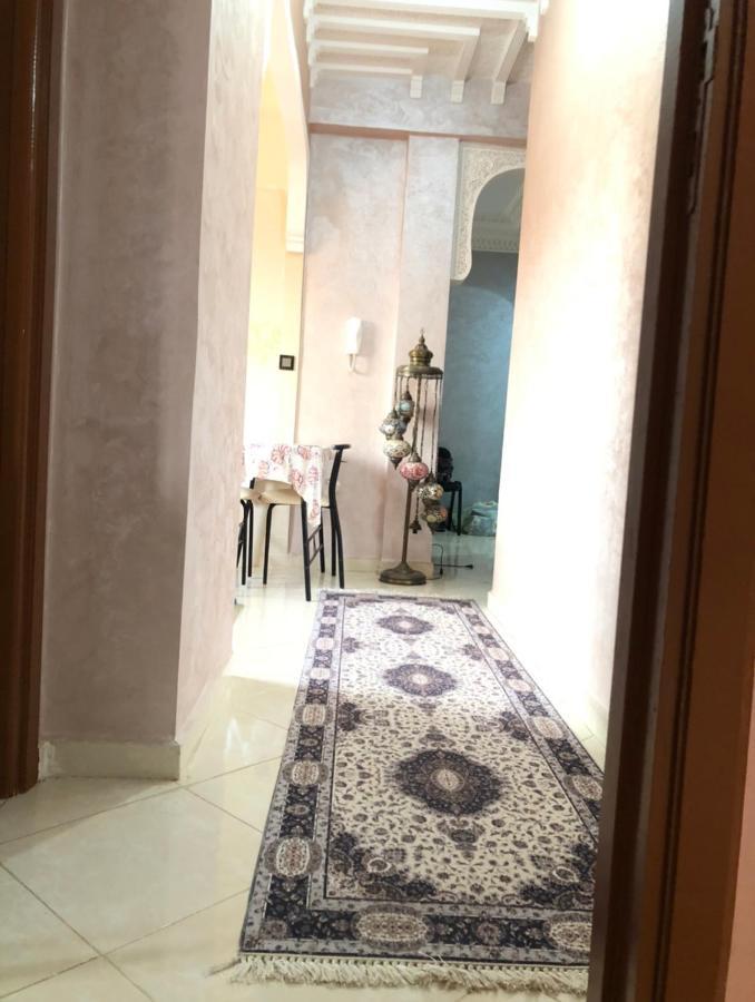 Julie'S Private Apartment Marrakesh Bagian luar foto