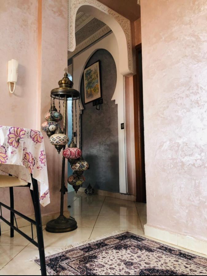 Julie'S Private Apartment Marrakesh Bagian luar foto