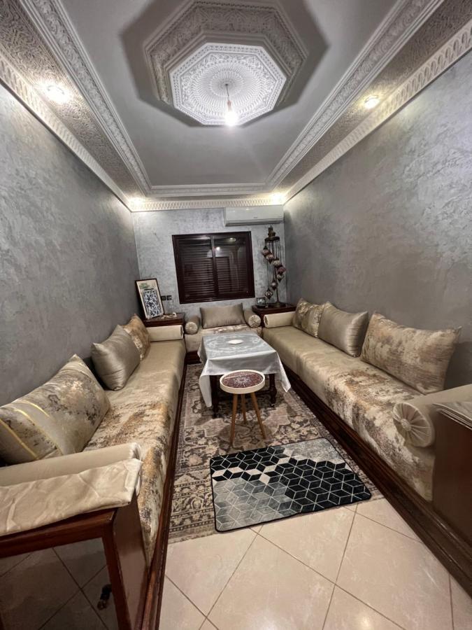 Julie'S Private Apartment Marrakesh Bagian luar foto
